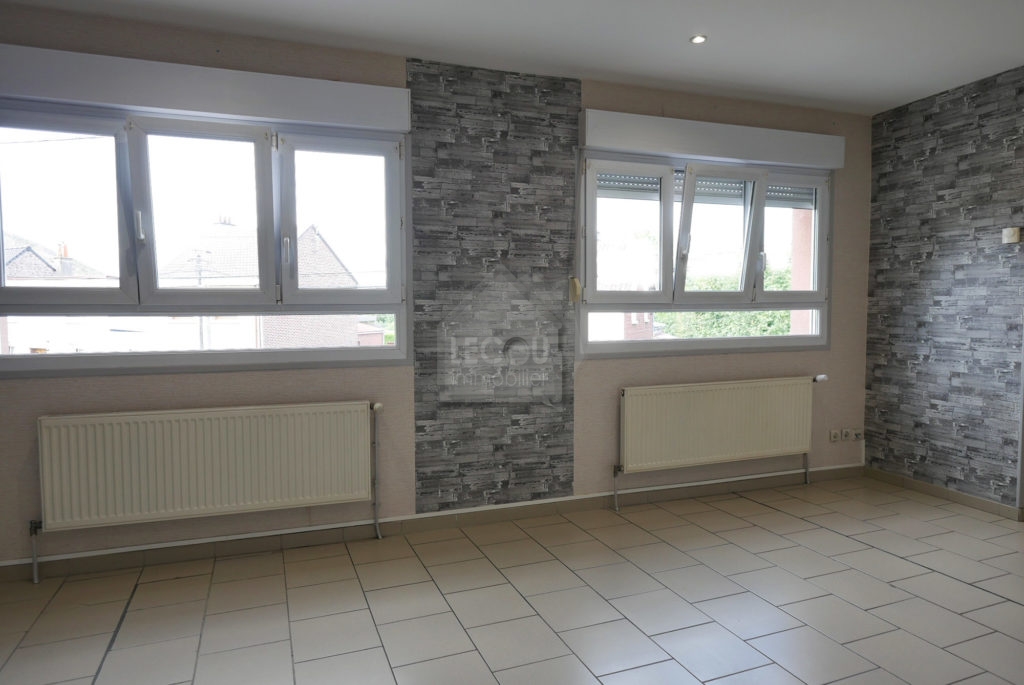 appartement 3 pièces à louer par lecou-immobilier à méricourt 62680_P1110950