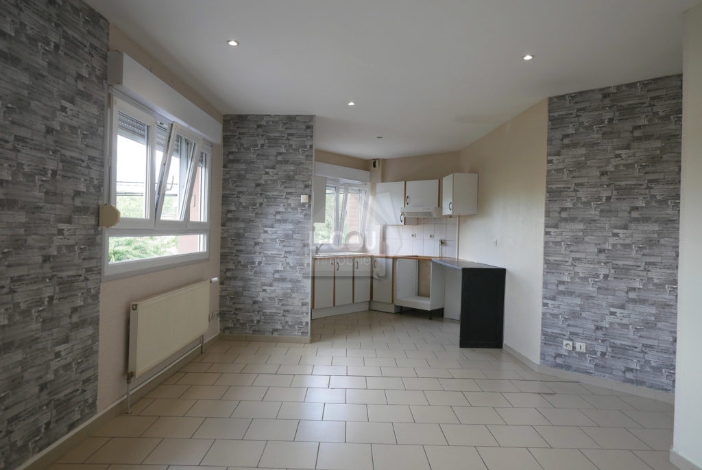 appartement 3 pièces à louer par lecou-immobilier à méricourt 62680_P1110956