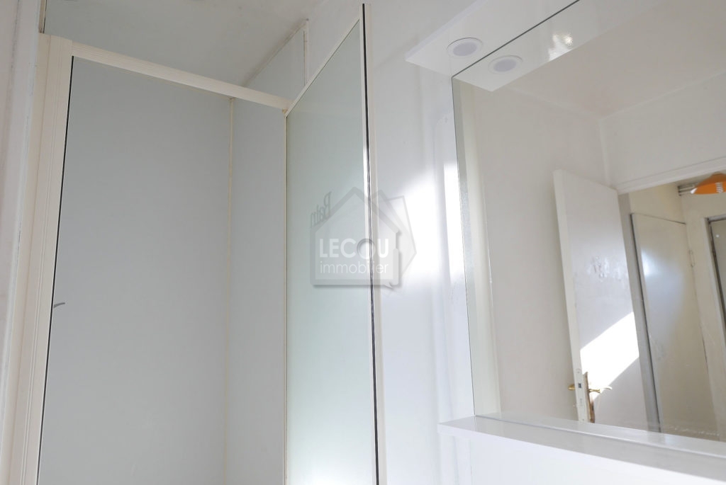 logement 4 pièces à louer à Lens LiL287_P1120166