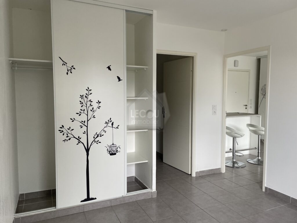 Appartement 2 pieces - chambre